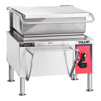 Vulcan VG30-NAT Natural Gas 30 Gallon Manual Tilt Braising Pan / Tilt Skillet - 90,000 BTU