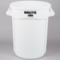 Rubbermaid FG263200WHT BRUTE 32 Gallon White Round Trash Can