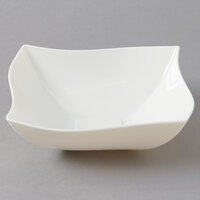 Fineline Wavetrends 132-BO Bone / Ivory Plastic Serving Bowl 32 oz. - 50/Case