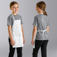 Uncommon Chef 3009 White Customizable Child Bib Apron with 2 Pockets - 19" x 13"