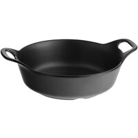 American Metalcraft MCR72 39 oz. Black Round Faux Cast Iron Melamine Casserole Serving Dish with Handles