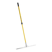 Seymour Midwest S550 Professional 36" Telescopic Baserunner Field Rake 12503