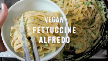 Bob's Red Mill: Vegan Fettuccine Alfredo Bob's Red Mill: Vegan Fettuccine Alfredo