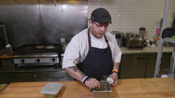 Cambro GripLids: Extending Shelf Live of Guacamole 