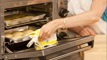 How to Bake Cookies in Your Convection Oven