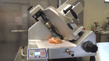 Globe S-Series Slicer Training Globe S-Series Slicer Training