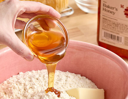 Hometown Provisions 60 lb. Baker's Special Honey