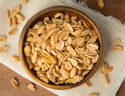 Hometown Provisions Roasted and Salted Extra Large Peanuts 2.5 lb. - 2/Case